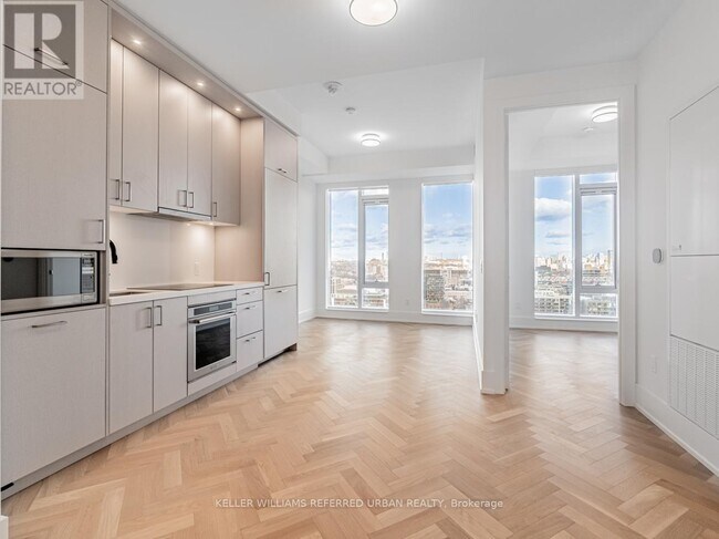 Photo du bâtiment - 480 Front St W