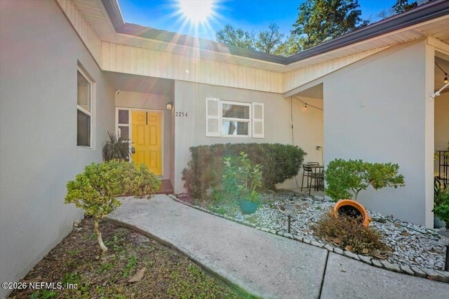 Foto del edificio - 2254 Clemson Rd