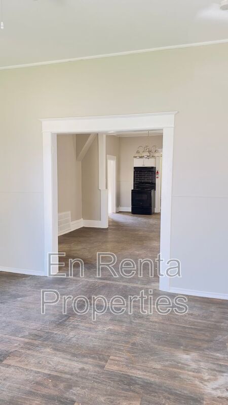 Foto del edificio - 1217 Clinton Ave