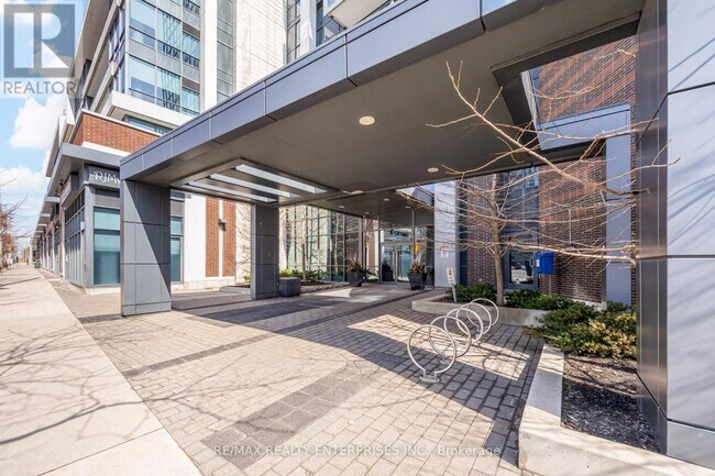 Photo du bâtiment - 1 Hurontario St