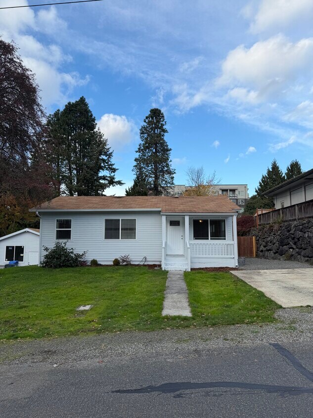 Foto principal - 7511 37th St W