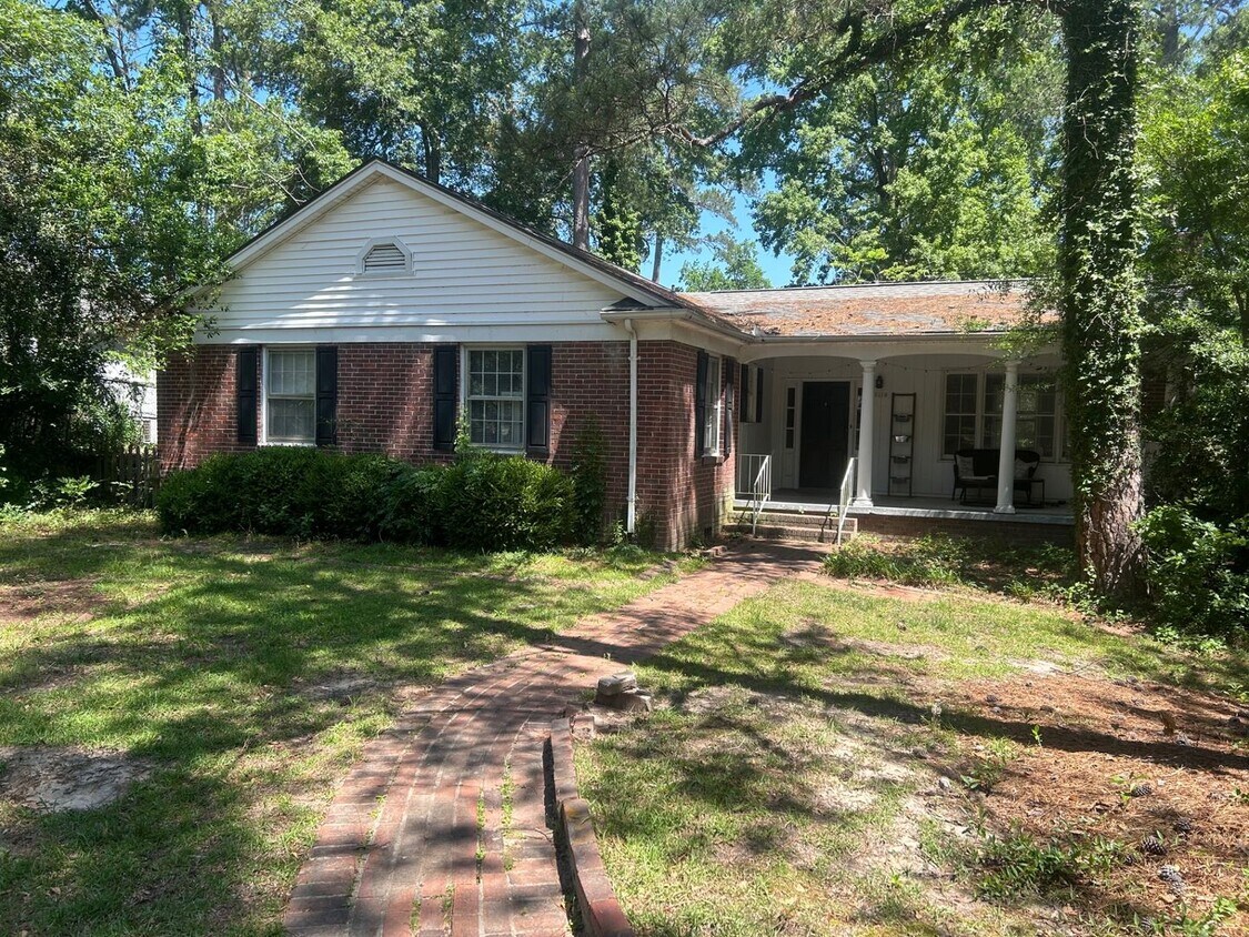 Foto principal - 3119 Trenholm Rd