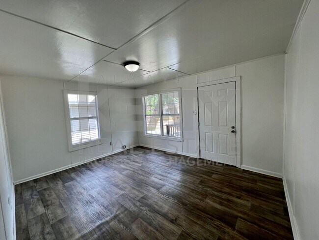 Foto del edificio - 3 Bedroom, 1 Bathroom Home!