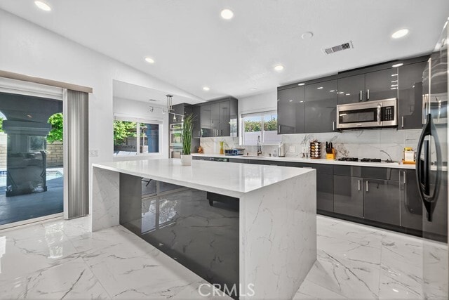 Building Photo - 68830 Jarana Rd