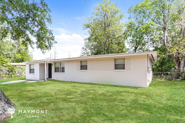 Building Photo - 6019 Verdes Rd