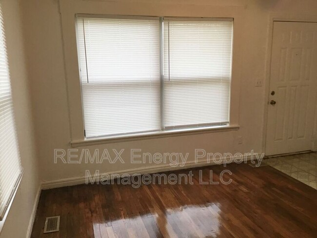 Foto del edificio - 9424 NE 28th St