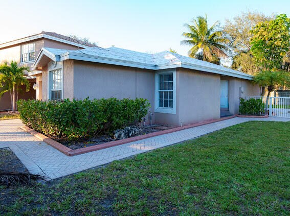 Foto del edificio - 9201 NW 55th St