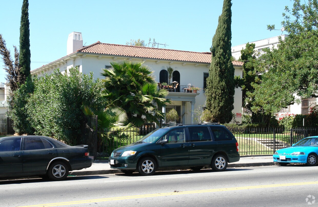 Primary Photo - 341 S Normandie Ave