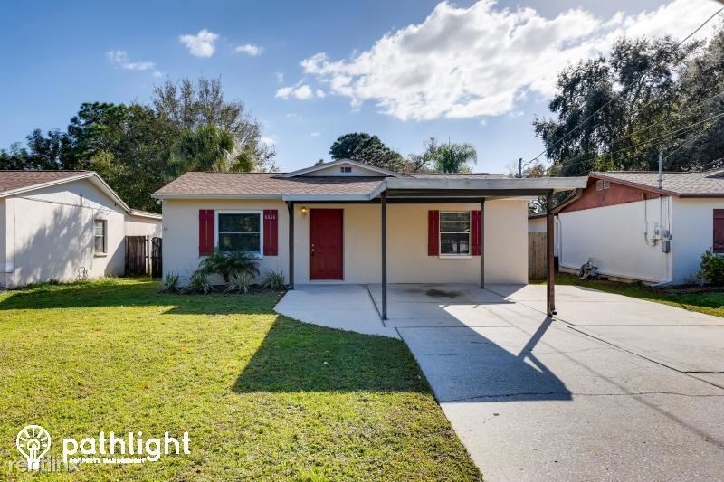 Foto principal - 3 br, 2 bath House - 6666 56th Avenue Nort...