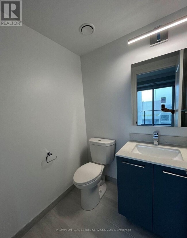 Building Photo - 18 Water Walk Dr