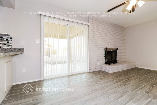 Building Photo - 9417 N 39th Dr