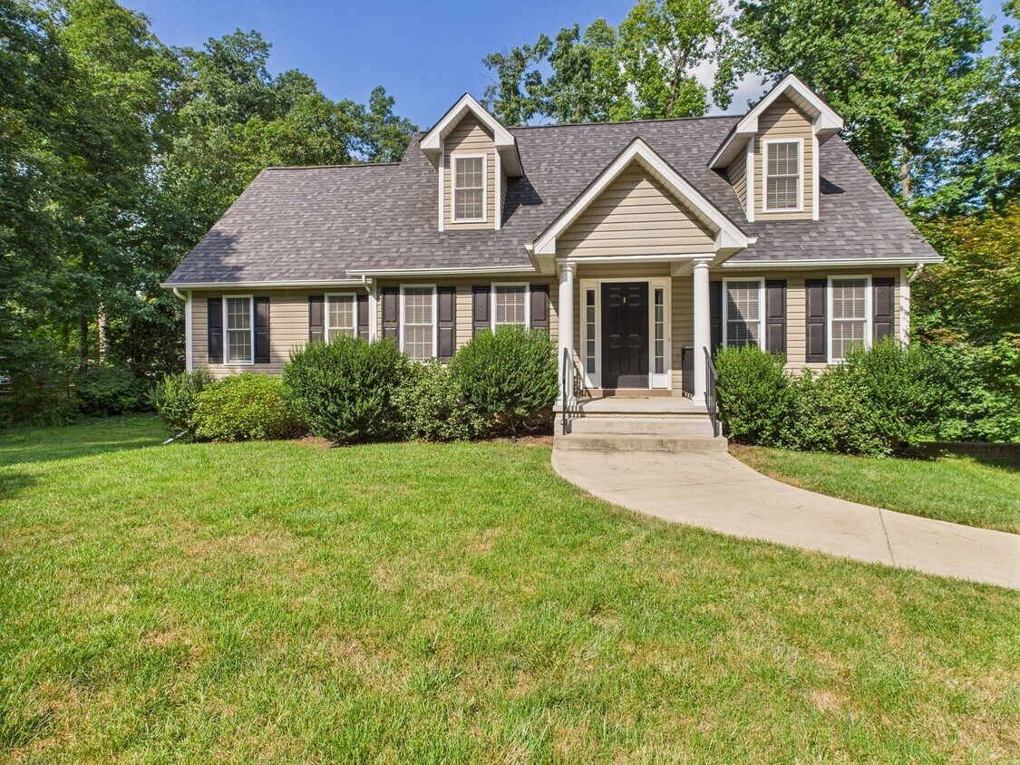 Foto principal - 2815 Bicknell Rd