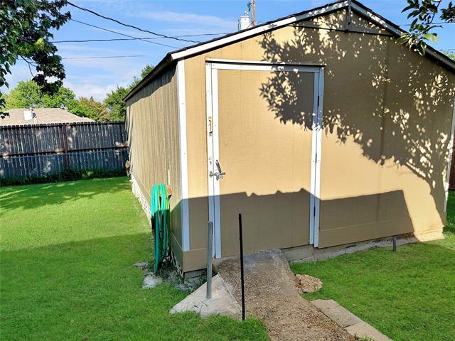 Foto del edificio - 708 Crestview Dr