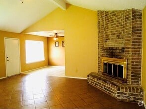 Building Photo - 7015 Sharpsburg Dr