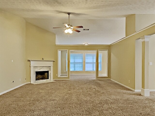 Building Photo - 611 Fairmont Park Drive