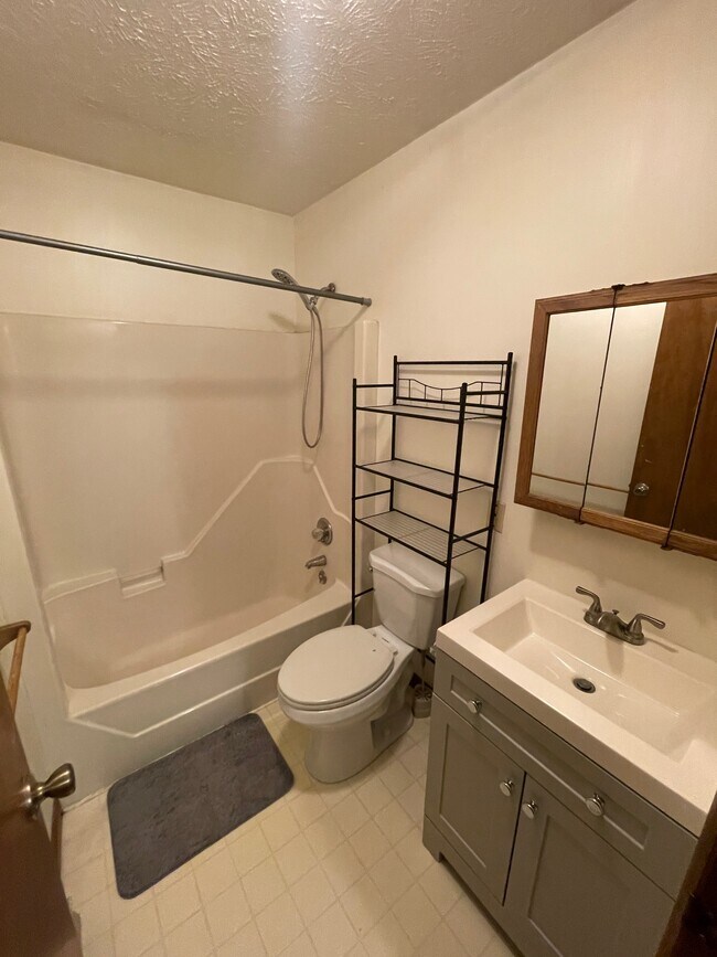 Foto del edificio - 333 Centreville Pike