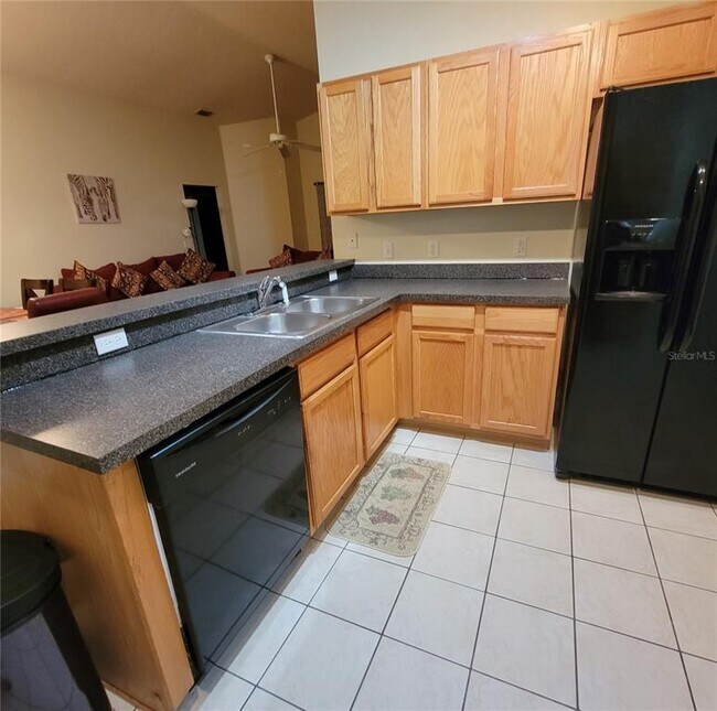 Foto del edificio - 175 Ridgebrook Ct