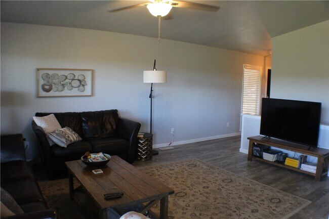 Foto del edificio - 4 Tilbury Ln