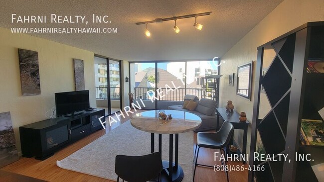 Foto del edificio - Fully Furnished 1 bedroom 1 bath Apartment...