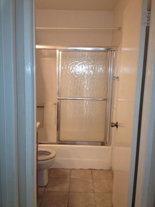 Foto del edificio - Charming 2-Bed, 2-Bath Pool Home with Fireplace & 2-Car Garage in Quiet Colton Neighborhood