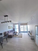 Building Photo - 253 NE 2nd St