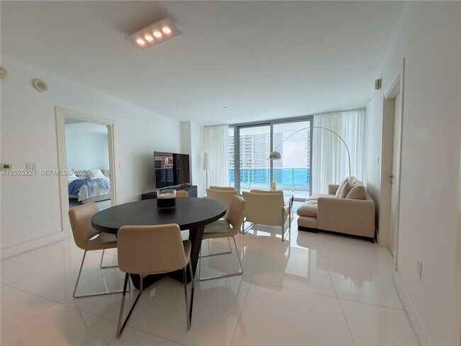 Foto del edificio - 200 Biscayne Blvd Way