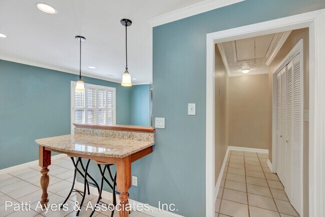 Building Photo - 3 br, 2 bath House - 240 Browns Hill Court