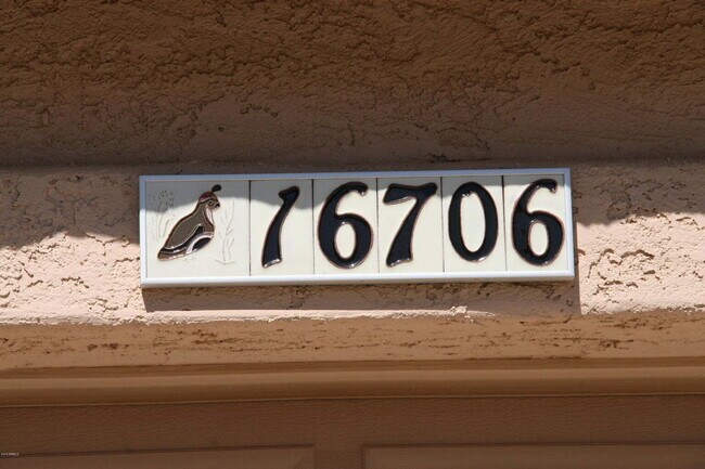 Building Photo - DESERT FOOTHILLS VILLAS TOWNHOUSE
