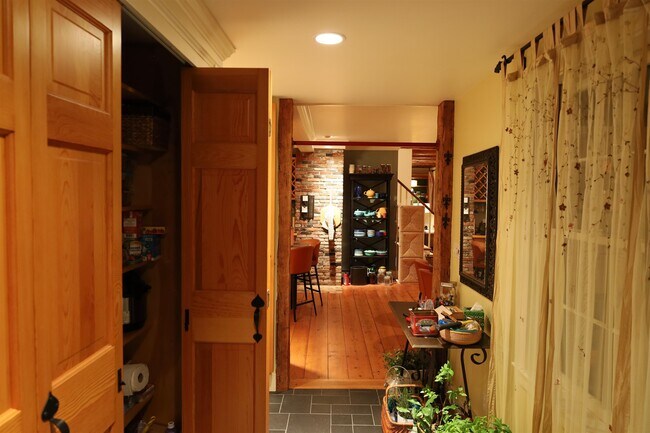 Foto del edificio - 2613 NH-25A