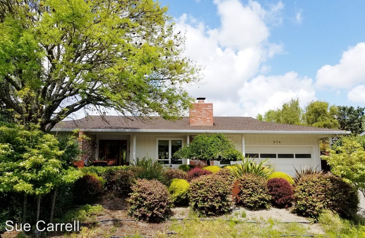 Primary Photo - 2 br, 2 bath House - 374 Mockingbird Circle