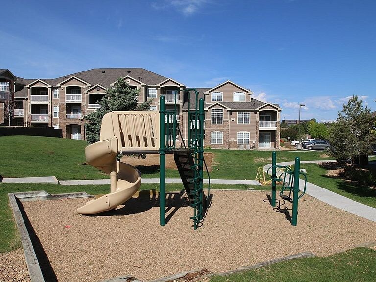 Foto principal - 7440 S Blackhawk St