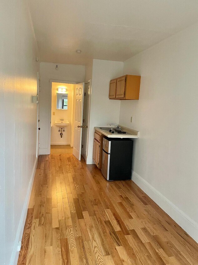 Foto del edificio - 1064 Beacon St
