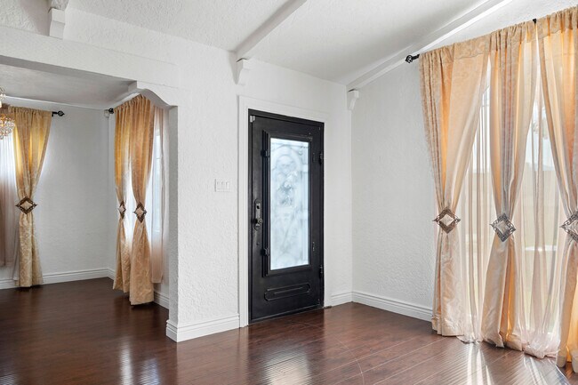 Foto del edificio - 1515 Glenwood Rd