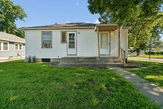 Building Photo - 3236 A St