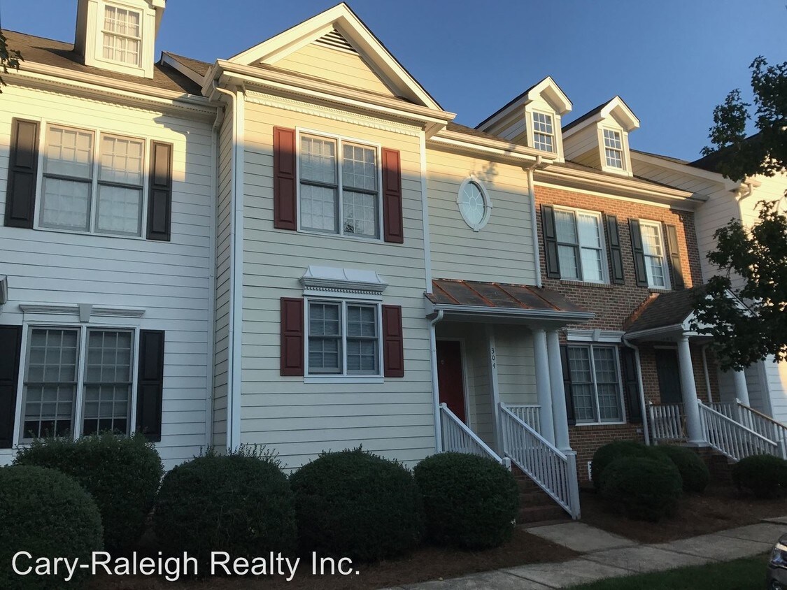 Building Photo - 304 Madison Grove Pl