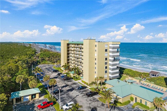 Building Photo - 7370 S Ocean Dr