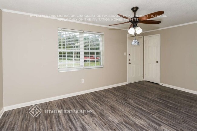 Building Photo - 606 College Mound Rd