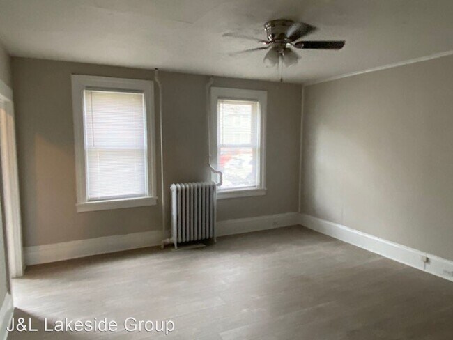 Building Photo - 3 br, 2 bath House - 529 E. MADISON ST