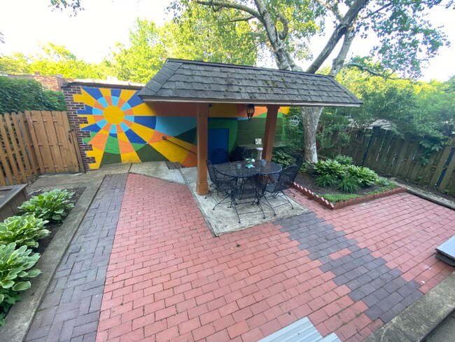Foto del edificio - 519 S Trenton Ave