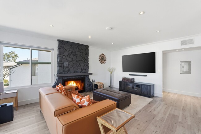 Foto del edificio - 450 W Vermont Ave