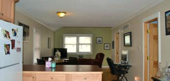 Building Photo - 1406 Jefferson Ave