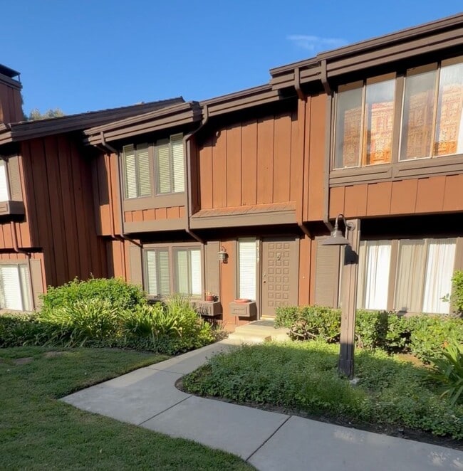 Building Photo - 1519 Stonewood Ct