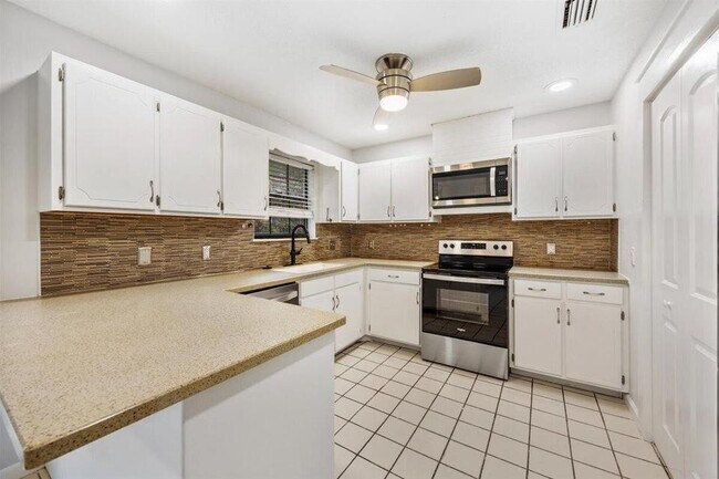 Foto del edificio - 750 W Orange Ave
