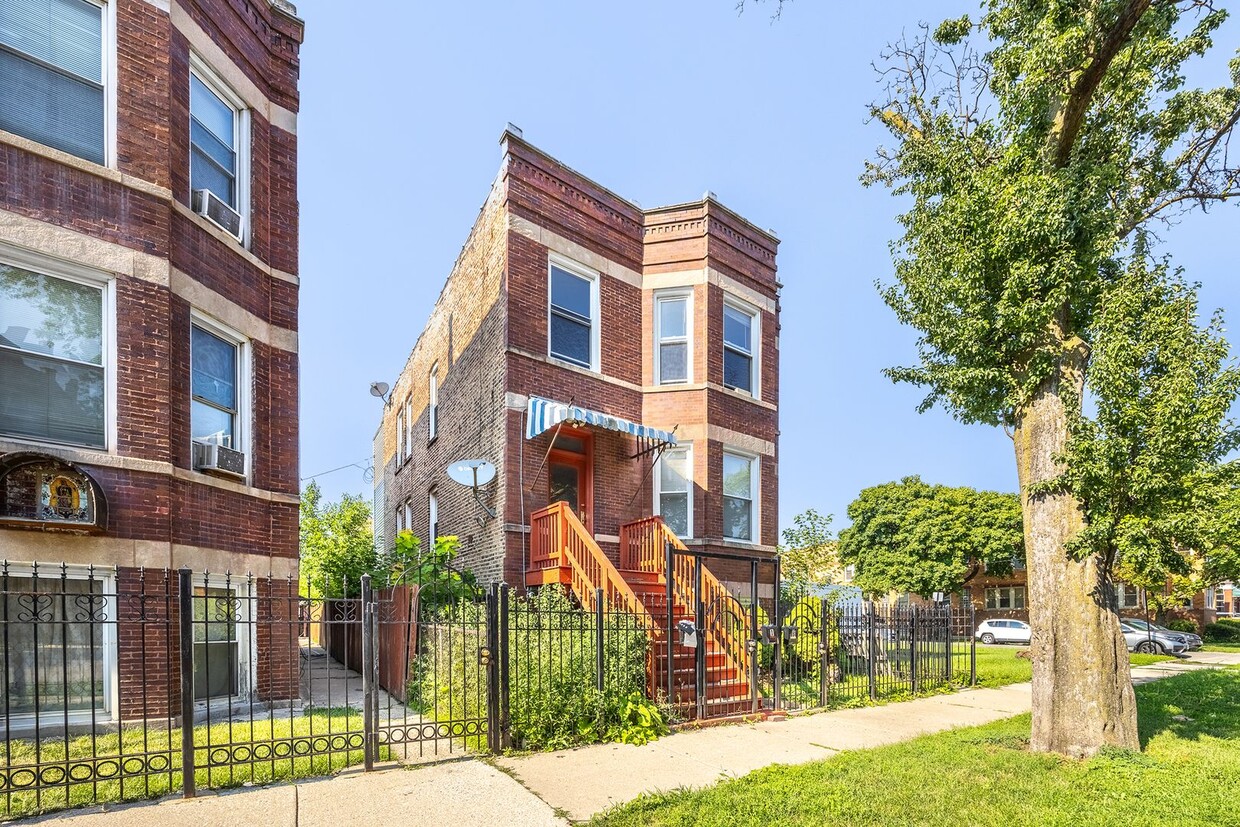 Primary Photo - 4104 W 24th Pl