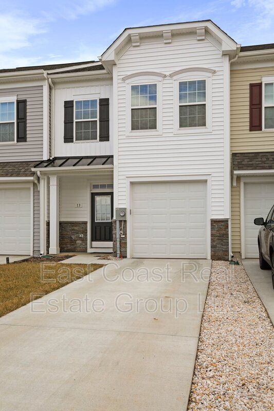 Building Photo - 13 Billau Pl