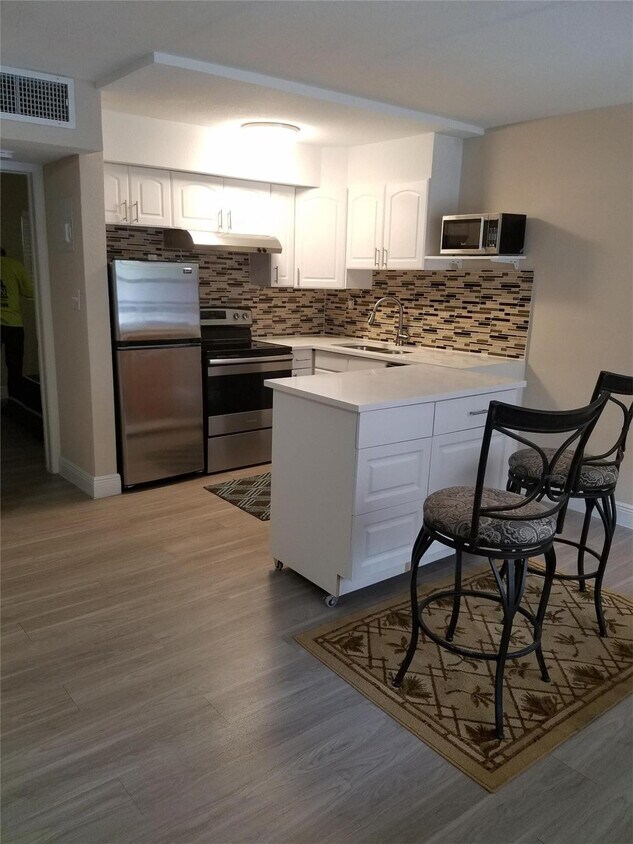 Foto principal - 1020 NE 17th Way