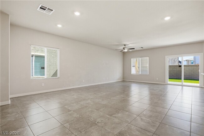 Foto del edificio - 3763 Corellia Ave