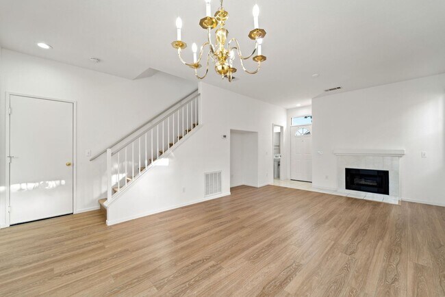 Building Photo - 8265 Gold Coast Dr