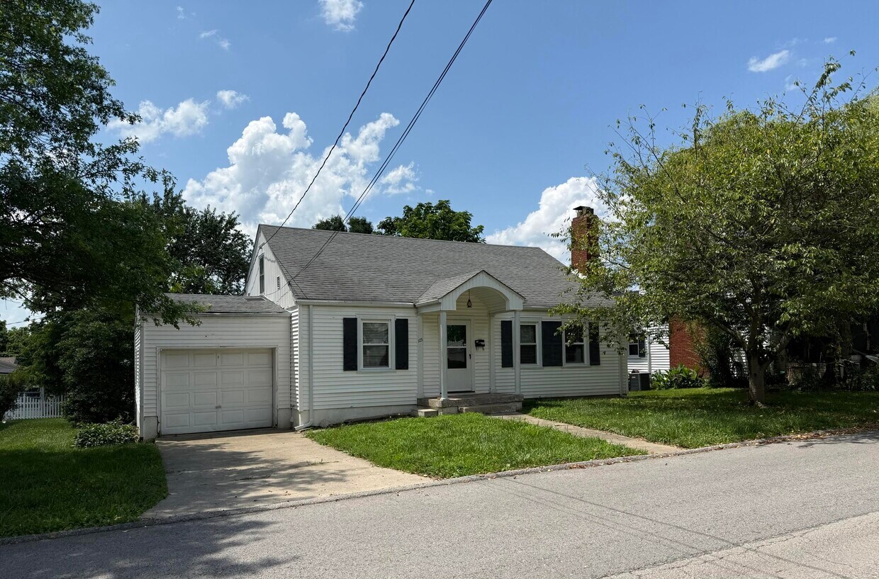 Primary Photo - 105 N Paulding St