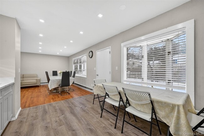 Foto del edificio - 28 Edward Ave